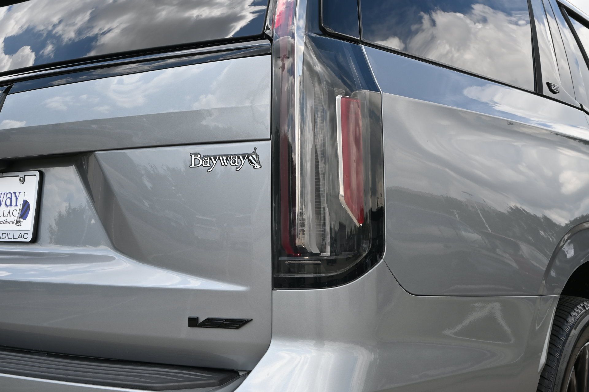 Certified 2023 Cadillac Escalade V AWD/4WD image 22