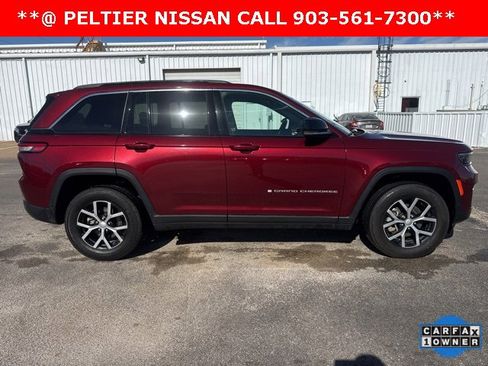 Used 2024 Jeep Grand Cherokee Limited image 2