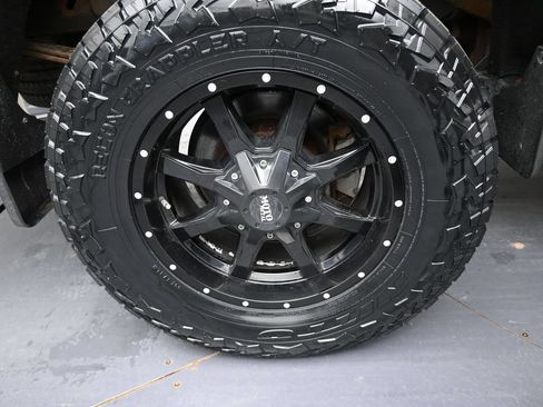 Used 2017 GMC Sierra 1500 SLE w/ SLE Value Package AWD/4WD image 45