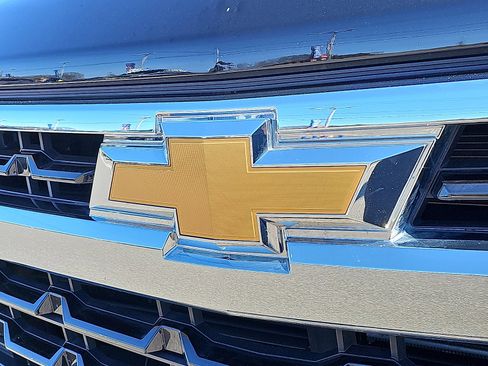 Used 2024 Chevrolet Silverado 1500 LT image 31