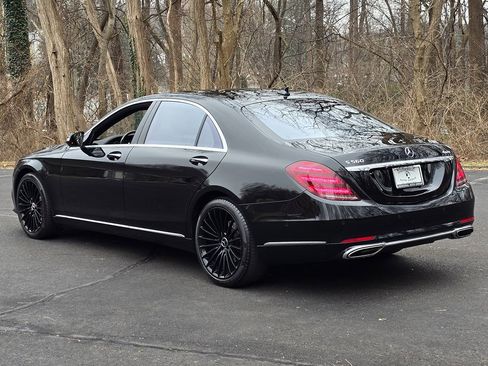 Used 2020 Mercedes-Benz S 560 4MATIC Sedan image 4