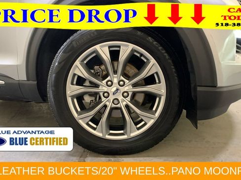 Certified 2022 Ford Explorer XLT w/ Equipment Group 202A AWD/4WD image 9
