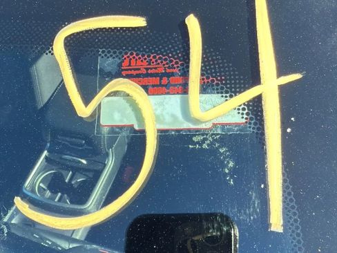 Used 2017 Dodge Charger SE image 29