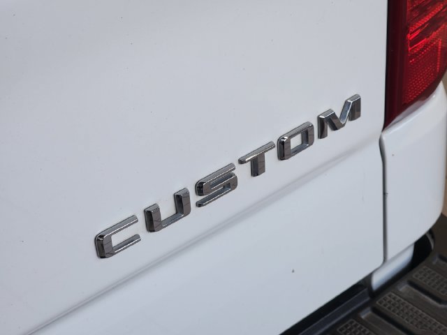 Used 2023 Chevrolet Silverado 1500 Custom RWD image 10