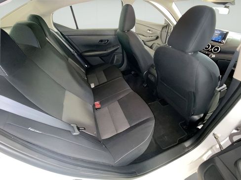 Used 2024 Nissan Sentra SV FWD image 32
