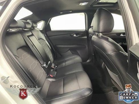 Used 2024 Kia Forte GT-Line w/ GT-Line Premium Package FWD image 19