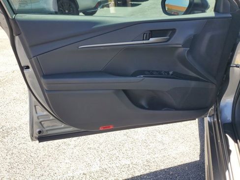 Used 2026 Toyota Camry SE w/ Convenience Package image 13