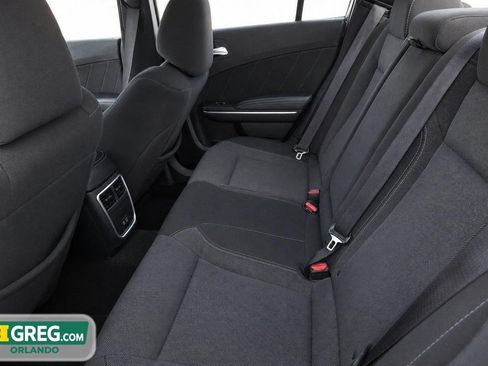 Used 2022 Dodge Charger SXT RWD image 11
