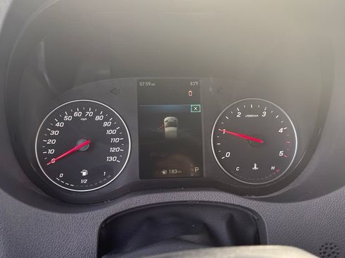 Used 2025 Mercedes-Benz Sprinter 2500 image 11