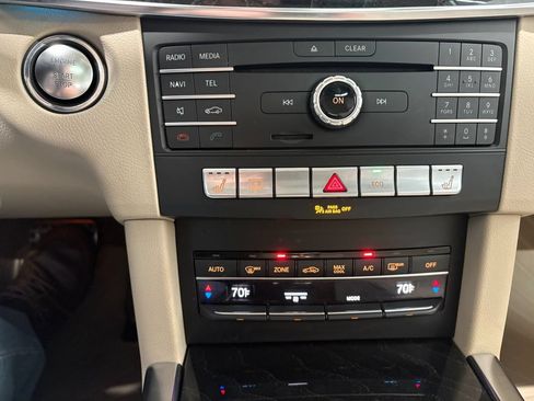 Used 2016 Mercedes-Benz E 350 4MATIC Sedan image 17