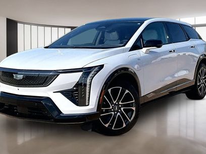 New 2027 Cadillac Optiq Sport w/ LPO, Floor Liner Package