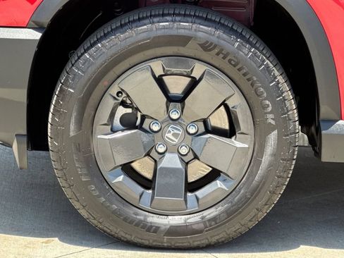 Certified 2026 Honda Passport RTL image 35
