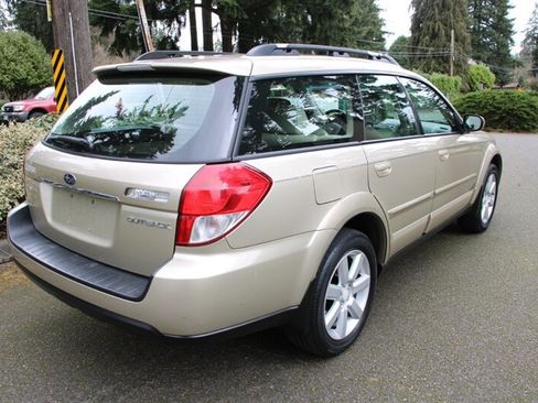 Used 2008 Subaru Outback 2.5i Limited image 3