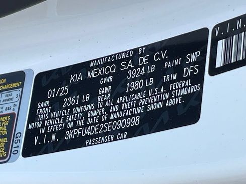 Used 2025 Kia K4 EX FWD image 33