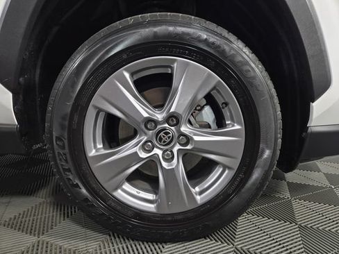 Used 2023 Toyota RAV4 LE AWD/4WD image 11