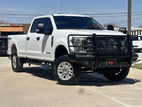 Used 2019 Ford F250 XLT w/ XLT Value Package AWD/4WD image 4