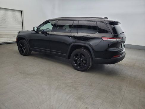 Used 2023 Jeep Grand Cherokee L Laredo AWD/4WD image 3