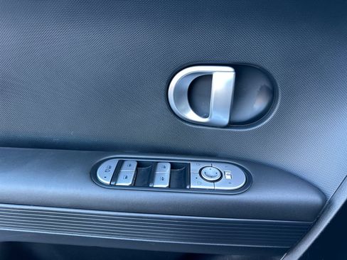 Used 2024 Hyundai Ioniq 5 SEL RWD image 11