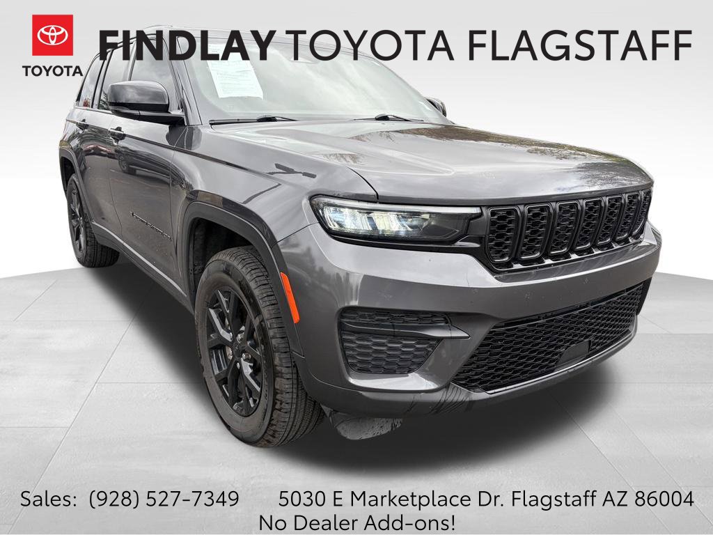 Used 2024 Jeep Grand Cherokee Altitude AWD/4WD image 1