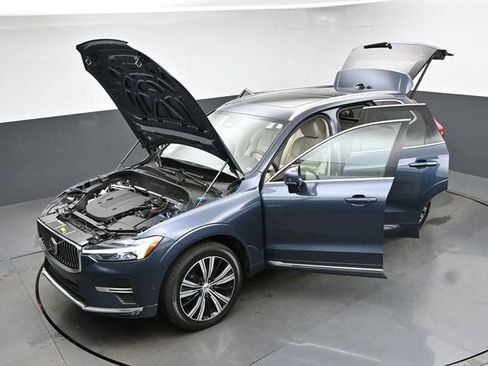 Used 2023 Volvo XC60 B5 Plus w/ Protection Package Premier FWD image 51