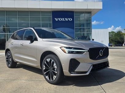 New 2026 Volvo XC60 B5 Plus w/ Climate Package