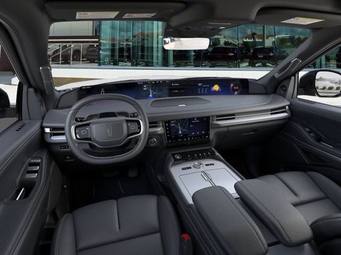 New 2026 Lincoln Navigator L Reserve AWD/4WD image 9