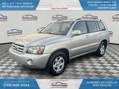 Used 2005 Toyota Highlander 2WD w/ 3rd Row