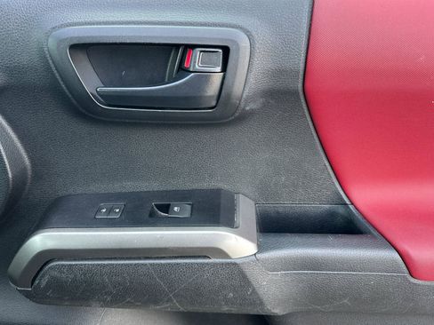 Used 2023 Toyota Tacoma SR5 image 19