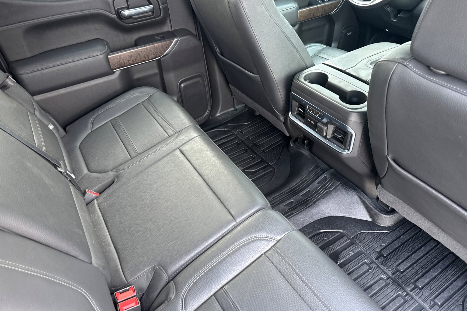 Used 2021 GMC Sierra 1500 Denali w/ Denali Ultimate Package AWD/4WD image 16