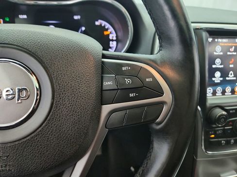 Used 2018 Jeep Grand Cherokee Limited AWD/4WD image 22