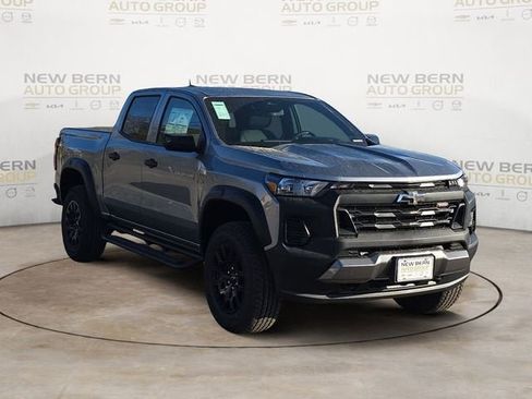 New 2026 Chevrolet Colorado Trail Boss AWD/4WD image 7