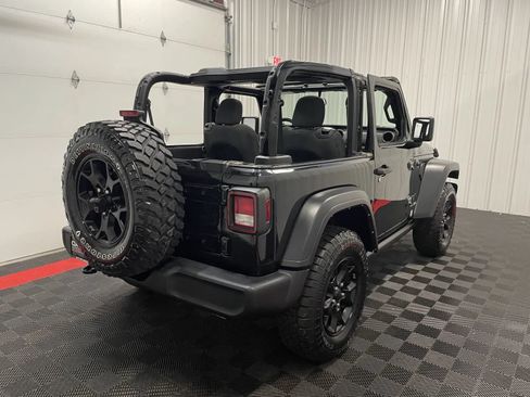 Used 2022 Jeep Wrangler Sport AWD/4WD image 3