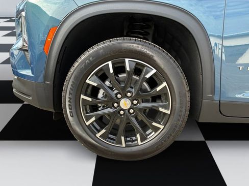 New 2026 Chevrolet Traverse LT w/ Sun and Wheel Package FWD image 14