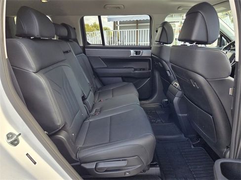 Used 2024 Hyundai Santa Fe XRT image 19