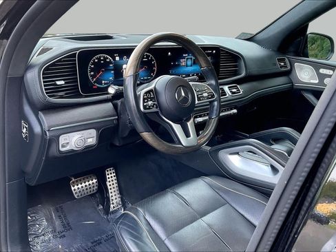 Used 2021 Mercedes-Benz GLS 580 4MATIC image 17
