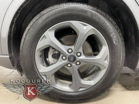 Used 2024 Ford Escape ST-Line w/ Tech Pack #1 image 7