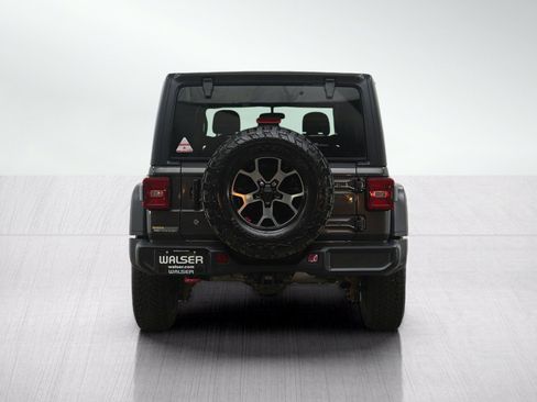 Used 2019 Jeep Wrangler Unlimited Rubicon w/ Dual Top Group AWD/4WD image 4