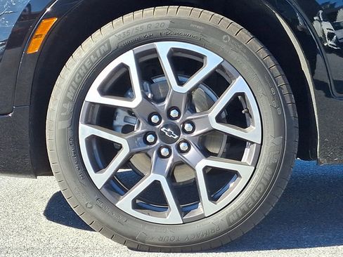 Used 2025 Chevrolet Blazer RS w/ Driver Confidence II Package image 9