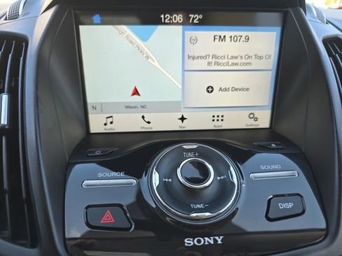 Used 2017 Ford Escape Titanium image 22