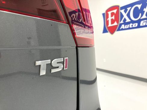 Used 2018 Volkswagen Tiguan S FWD image 18