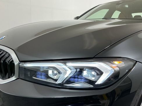 New 2026 BMW 330i Sedan w/ Premium Package image 9