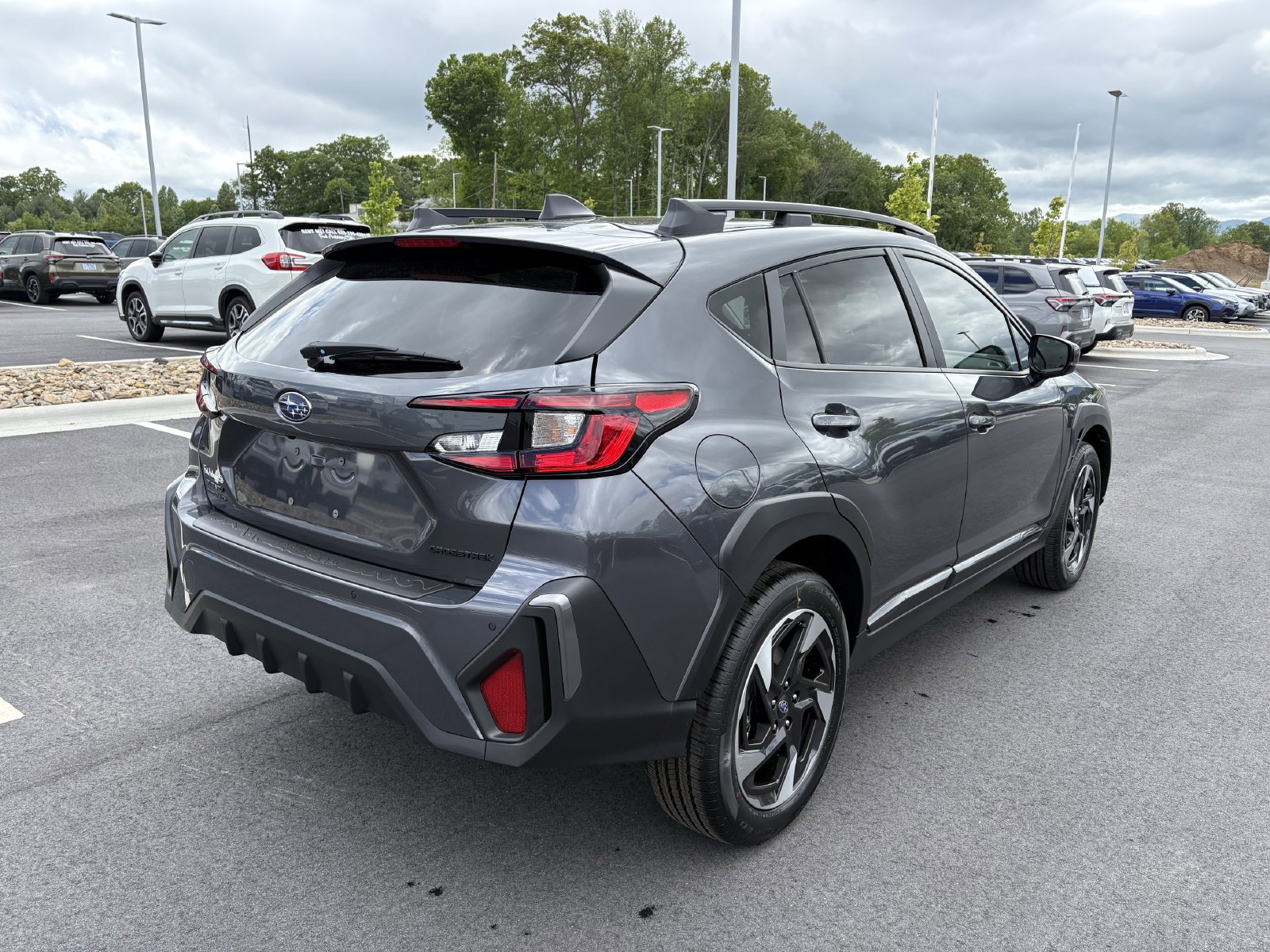 New 2026 Subaru Crosstrek 2.5i Limited w/ Popular Package #3A AWD/4WD image 7