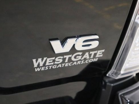 Used 2021 Toyota Tacoma TRD Off-Road w/ Technology Package image 34