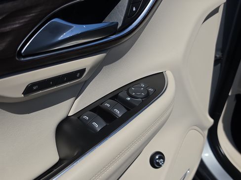 Certified 2023 Buick Envision Avenir FWD image 19