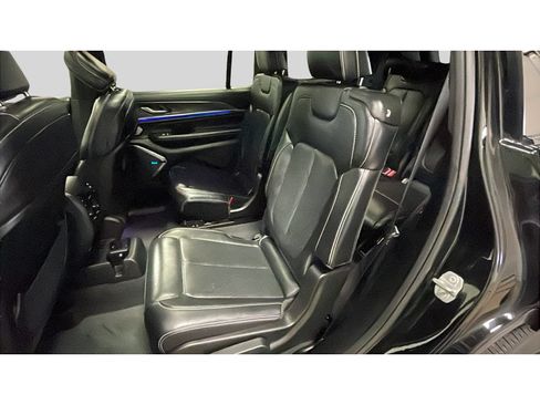 Used 2023 Jeep Grand Cherokee L Overland AWD/4WD image 17