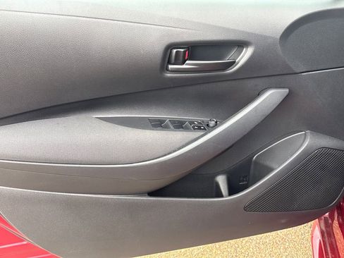 Used 2023 Toyota Corolla LE image 5