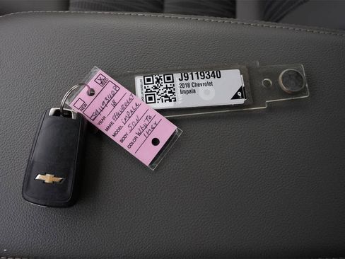 Used 2018 Chevrolet Impala LT image 27