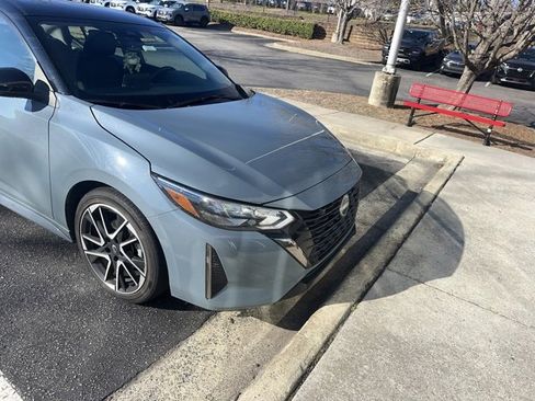 Used 2024 Nissan Sentra SR image 7