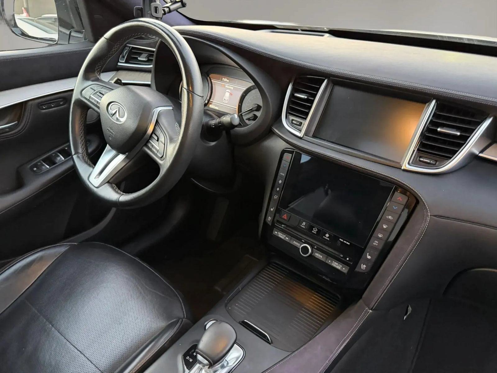 Used 2019 INFINITI QX50 Essential w/ Sensory Package AWD/4WD image 20