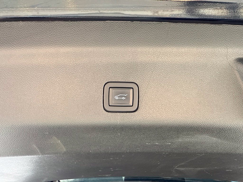 Used 2024 Chevrolet Tahoe LT AWD/4WD image 55